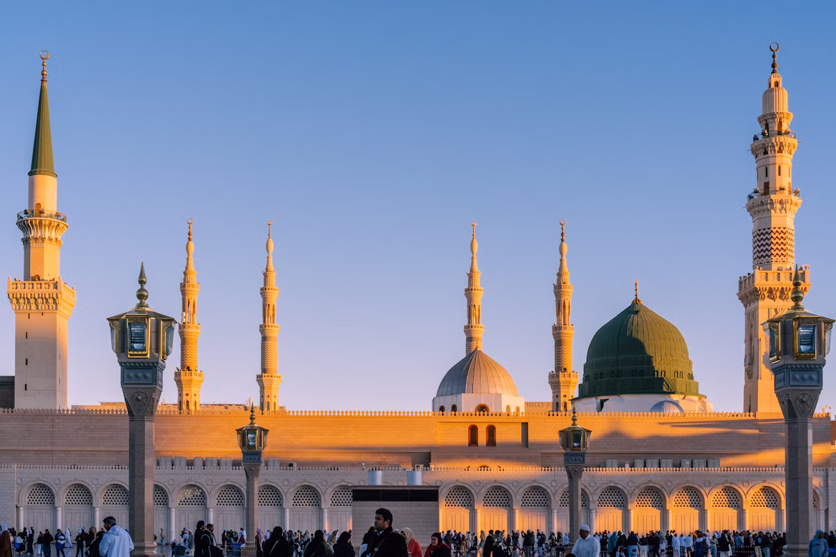 Pilgrims at Haram